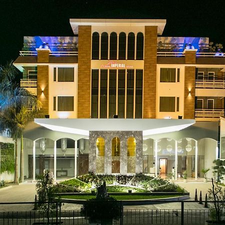 The Imperial Grand Hotel Ujjain Buitenkant foto