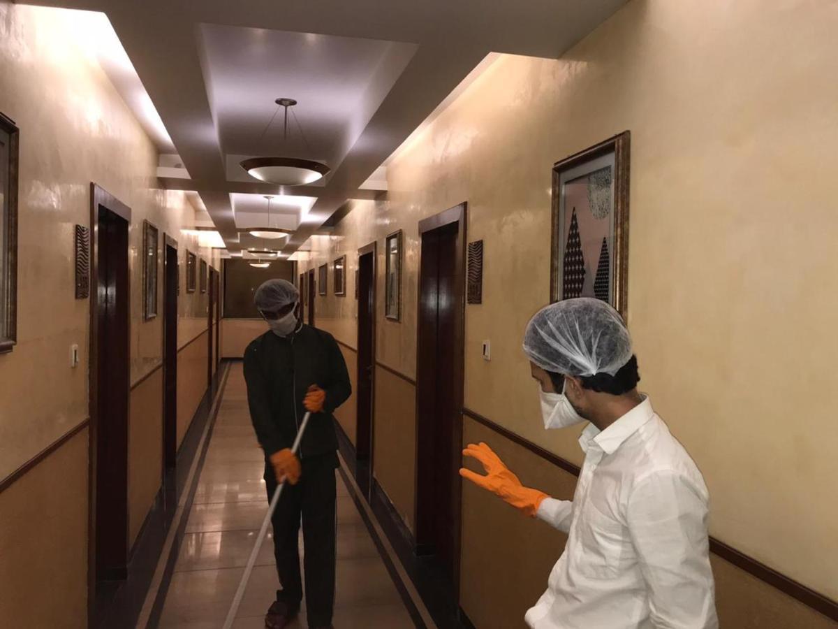 The Imperial Grand Hotel Ujjain Buitenkant foto